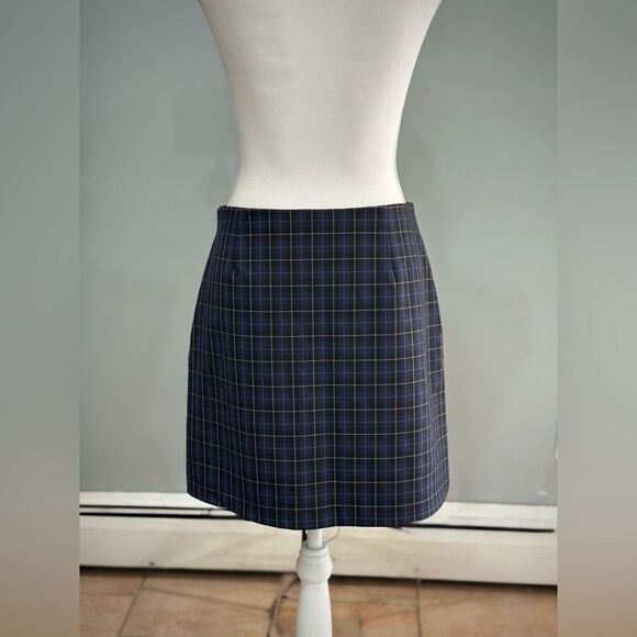 Blue Theory Plaid Mini Skirt Size 6 - Picture 2 of 6